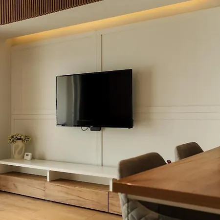 Apartment Nest Mirror