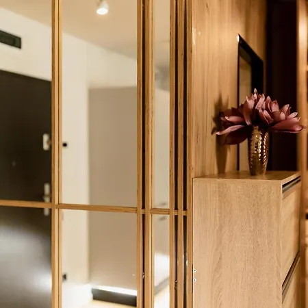 Nest Mirror *